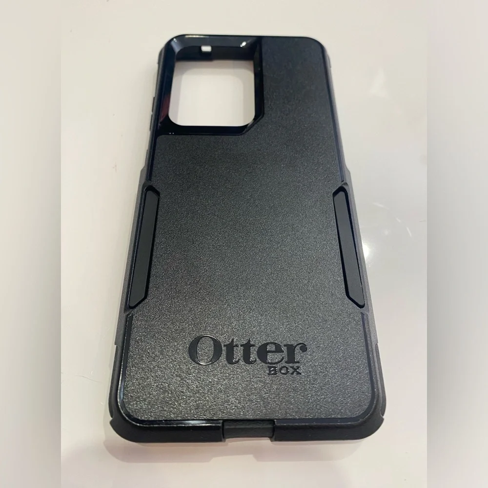 OtterBox stmmetry defender
